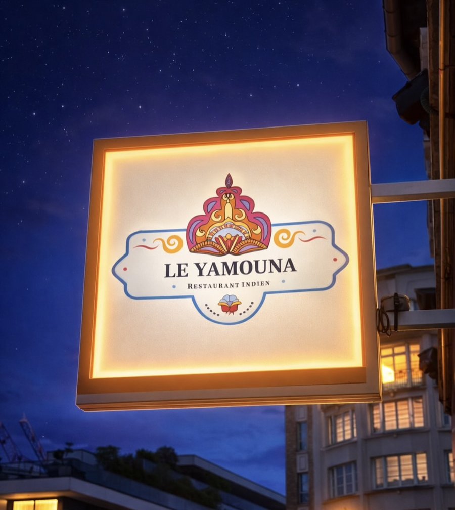 L'enseigne lumineuse du Yamouna, rue de Robien